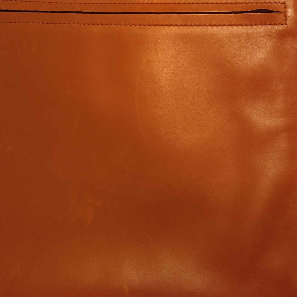 Authentic Dunhill London Caramel Leather Messenger Bag for Men or Women - Picture 9 of 13